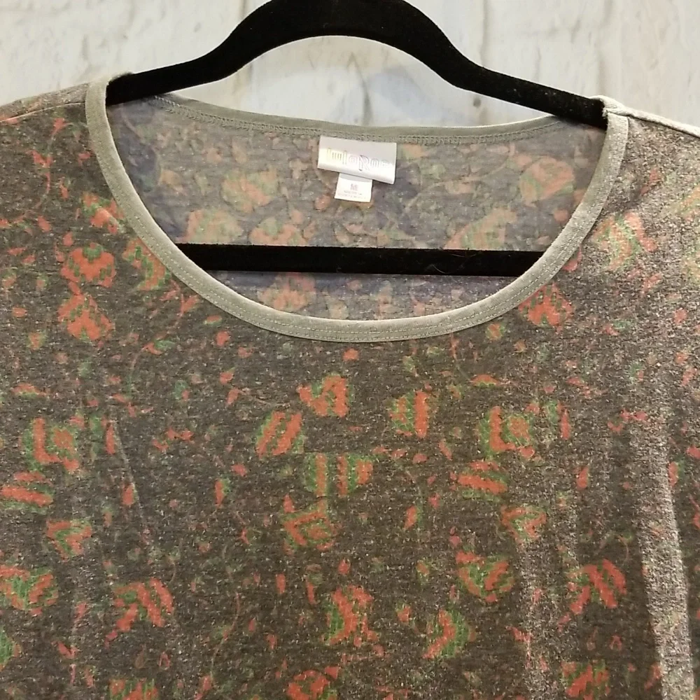 Lularoe Tunic- high/low top - Picture 6 of 6